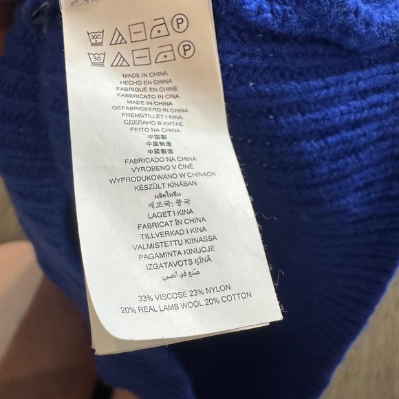 Michael Kors Cold Shoulder Zip Neck Sweater Blue Ribbed Knit‎ Size S - Picture 7 of 9